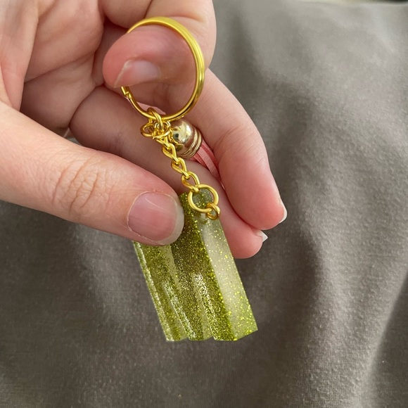 Handmade Letter "M" Keychain - Picture 3 of 6